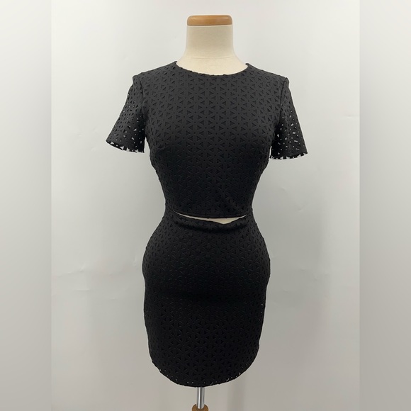 Bec & Bridge US4 Cammi Cut-out Black 0951 Mini Dress laser cut short sleeve - Picture 1 of 8